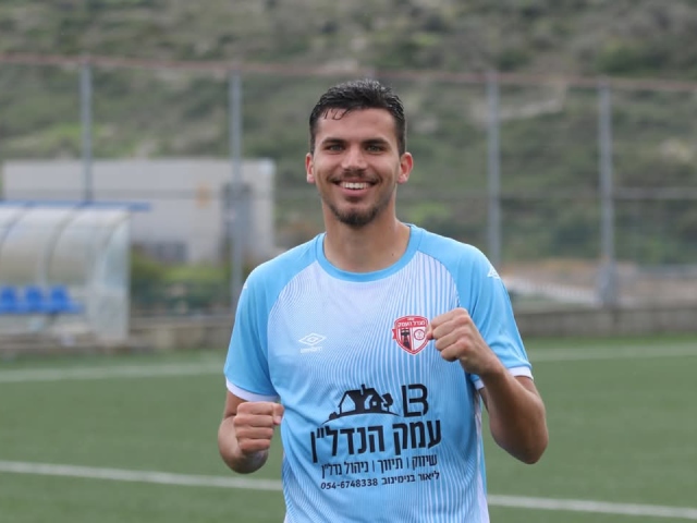 הרשים בבכורה. ספיר (דאפר מחאמיד)